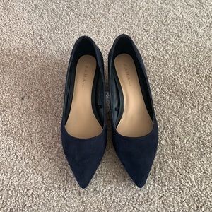 Navy blue suede Zara pumps sz 38 (7.5/8)
